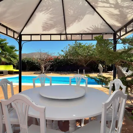 Comfortable Holiday In Yaiza With Swimming Pool * ヤイサ