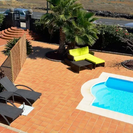 別荘 Comfortable Holiday In Yaiza With Swimming Pool *
