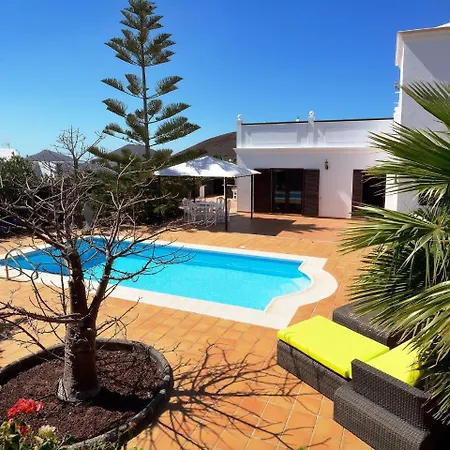 Comfortable Holiday In Yaiza With Swimming Pool * 야이자